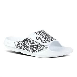 NEW OOFOS men's ooahh sport flex limited slide in white labyrinth